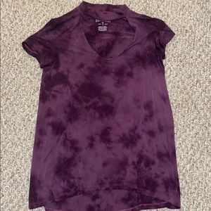 Tie dye maroon American Eagle chocker shirt